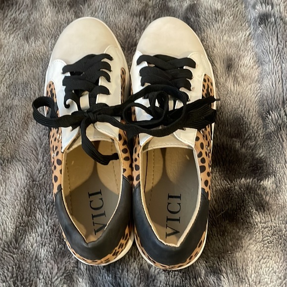 VICI Dash Faux Suede Cheetah Sneakers - Picture 5 of 6